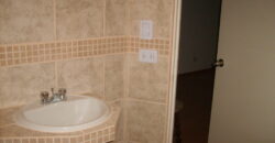 ALQUILO DPTO 1 DORMITORIO CON COCHERA Y DEPOSITO