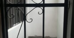Alquilo Casa de 1 Piso Para Oficina – Taller o Vivienda.