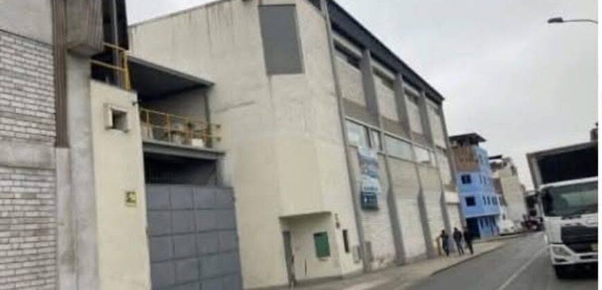 LOCAL INDUSTRIAL EN VENTA EN ATE