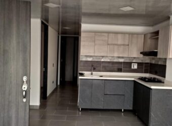 BUEN DEPARTAMENTO EN ALQUILER SAN MIGUEL AV LOS PATRIOTAS PRIMER PISO CON COCHERA