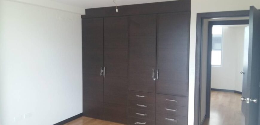MODERNO DEPARTAMENTO EN SURCO AV BENAVIDES