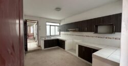 VENDO CASA DE DOS PISOS EN DISTRITO DE LOS OLIVOS -EXCELENTE PARA PERSONAS DE LA TERCERA EDAD